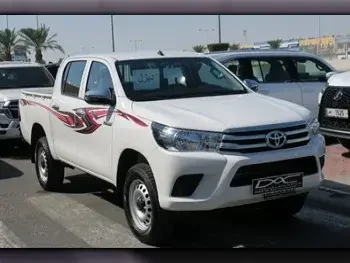 Toyota  Hilux  2023  Manual  0 Km  4 Cylinder  Four Wheel Drive (4WD)  Pick Up  White  With Warranty