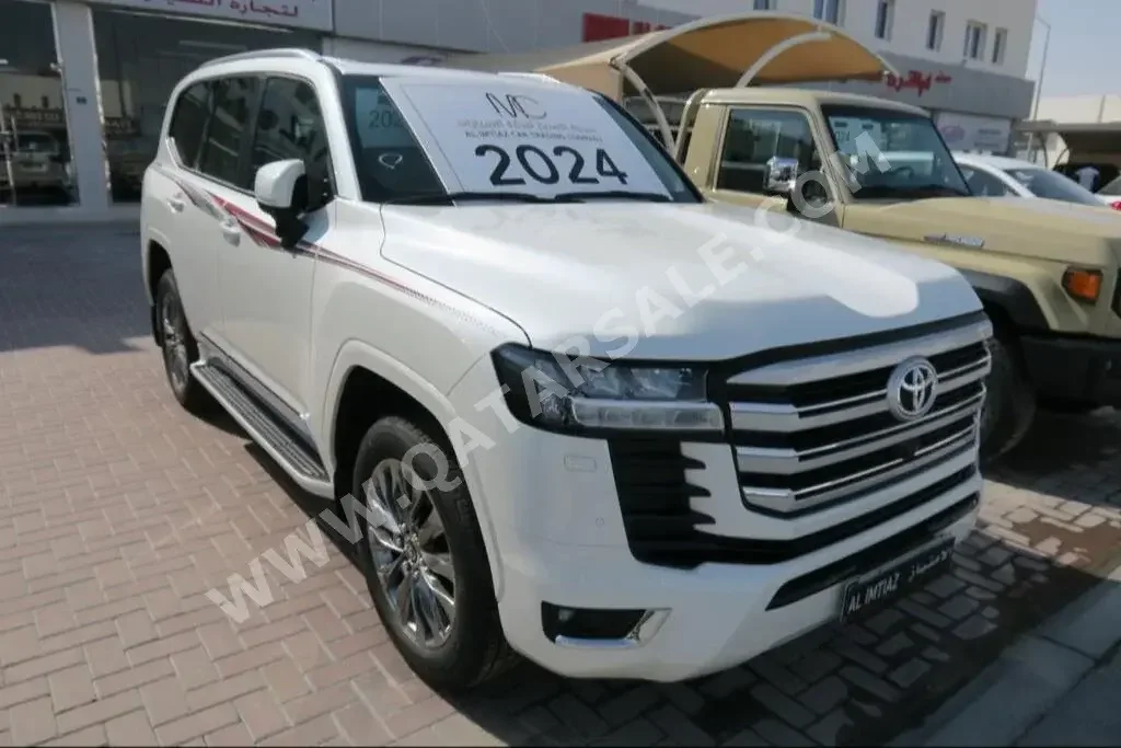 Toyota  Land Cruiser  GXR Twin Turbo  2024  Automatic  0 Km  6 Cylinder  Four Wheel Drive (4WD)  SUV  White  With Warranty