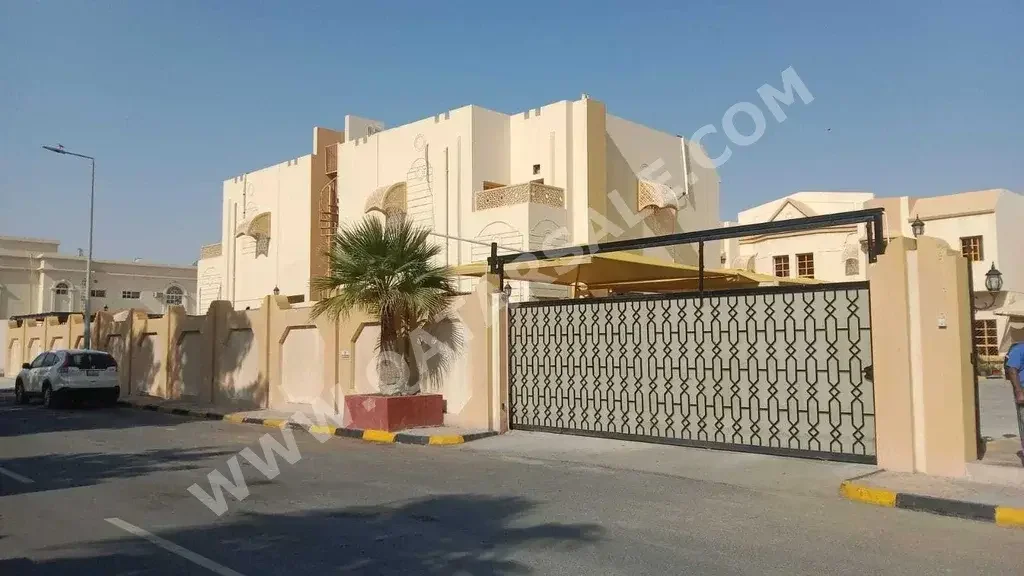 Family Residential  - Not Furnished  - Doha  - Old Airport  - 4 Bedrooms