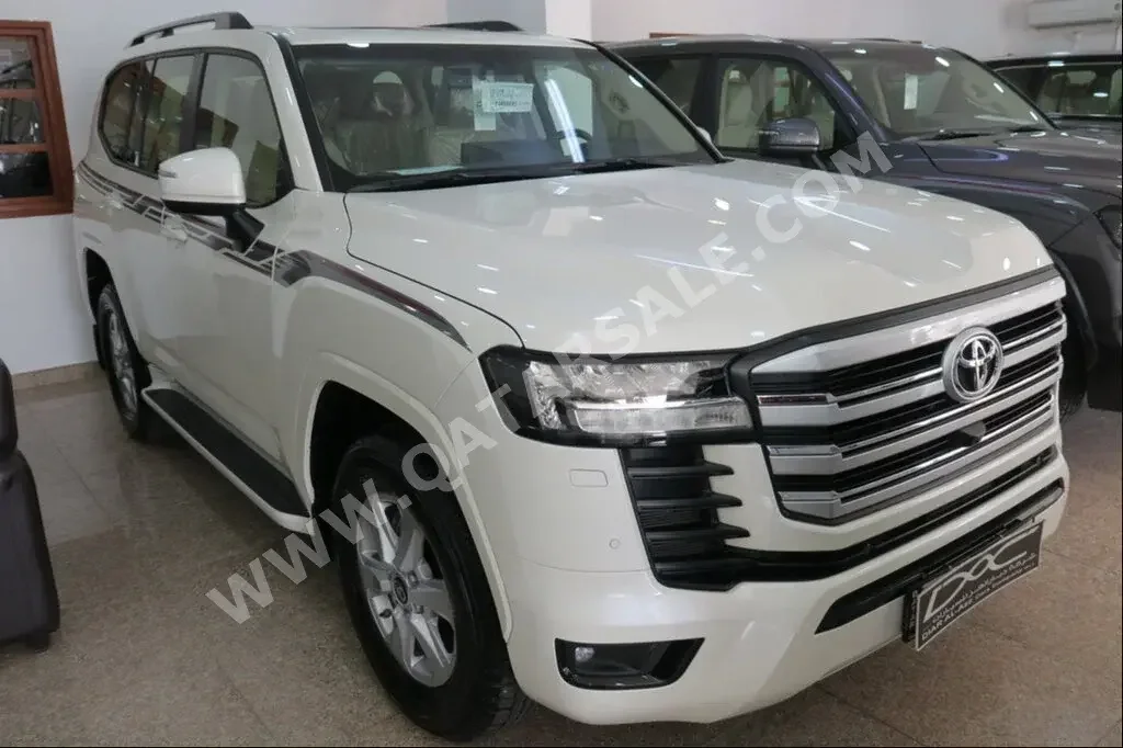 Toyota  Land Cruiser  GXR Twin Turbo  2023  Automatic  0 Km  6 Cylinder  Four Wheel Drive (4WD)  SUV  White  With Warranty