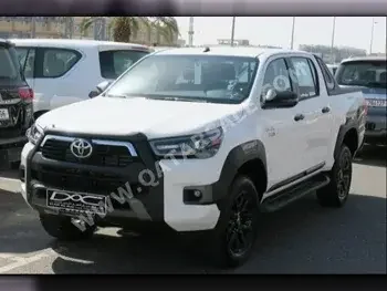 Toyota  Hilux  SR5 Adventure  2024  Automatic  0 Km  4 Cylinder  Four Wheel Drive (4WD)  Pick Up  White  With Warranty