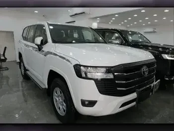 Toyota  Land Cruiser  GXR  2023  Automatic  0 Km  6 Cylinder  Four Wheel Drive (4WD)  SUV  White  With Warranty