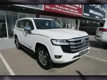 Toyota  Land Cruiser  VX Twin Turbo  2023  Automatic  0 Km  6 Cylinder  Four Wheel Drive (4WD)  SUV  White  With Warranty