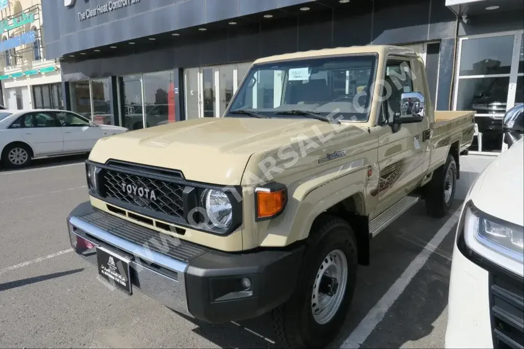 Toyota  Land Cruiser  LX  2024  Automatic  0 Km  4 Cylinder  Four Wheel Drive (4WD)  Pick Up  Beige  With Warranty