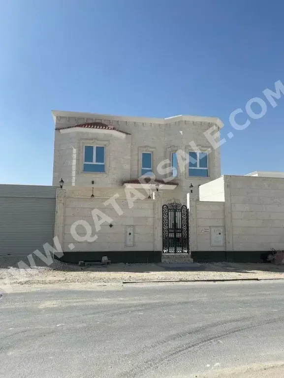 Family Residential  - Not Furnished  - Al Daayen  - Al Khisah  - 7 Bedrooms