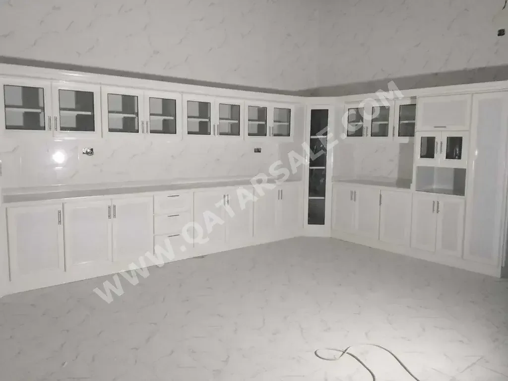 Kitchen Cabinets & Drawers - White - Qatar