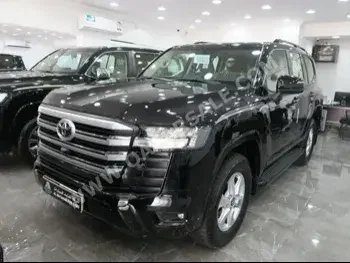 Toyota  Land Cruiser  GXR Twin Turbo  2023  Automatic  0 Km  6 Cylinder  Four Wheel Drive (4WD)  SUV  Black  With Warranty