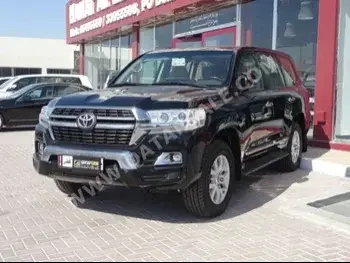 Toyota  Land Cruiser  GXR  2021  Automatic  138,000 Km  8 Cylinder  Four Wheel Drive (4WD)  SUV  Black