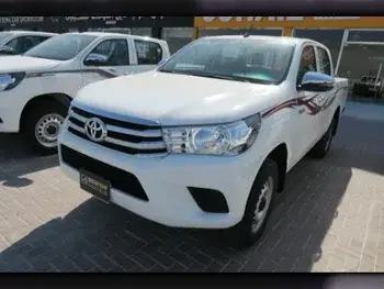 Toyota  Hilux  2022  Automatic  0 Km  4 Cylinder  Four Wheel Drive (4WD)  Pick Up  White  With Warranty