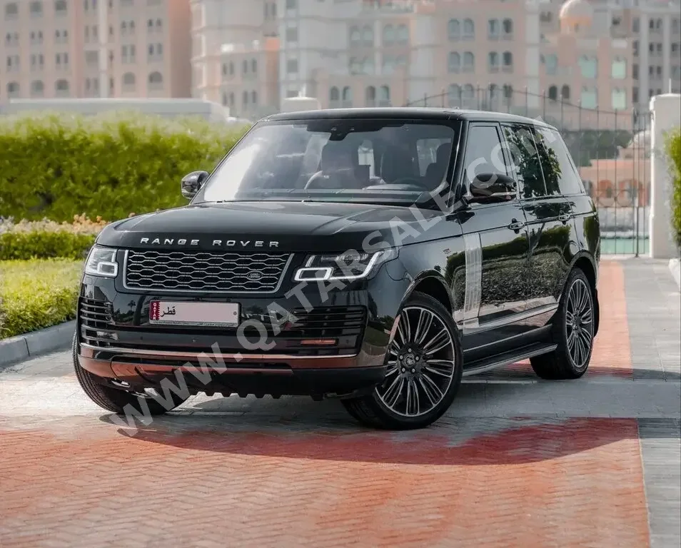Land Rover  Range Rover  Vogue SE Super charged  2020  Automatic  30,000 Km  8 Cylinder  Four Wheel Drive (4WD)  SUV  Black  With Warranty