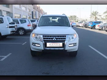 Mitsubishi  Pajero  3.5  2020  Automatic  108,000 Km  6 Cylinder  Four Wheel Drive (4WD)  SUV  White