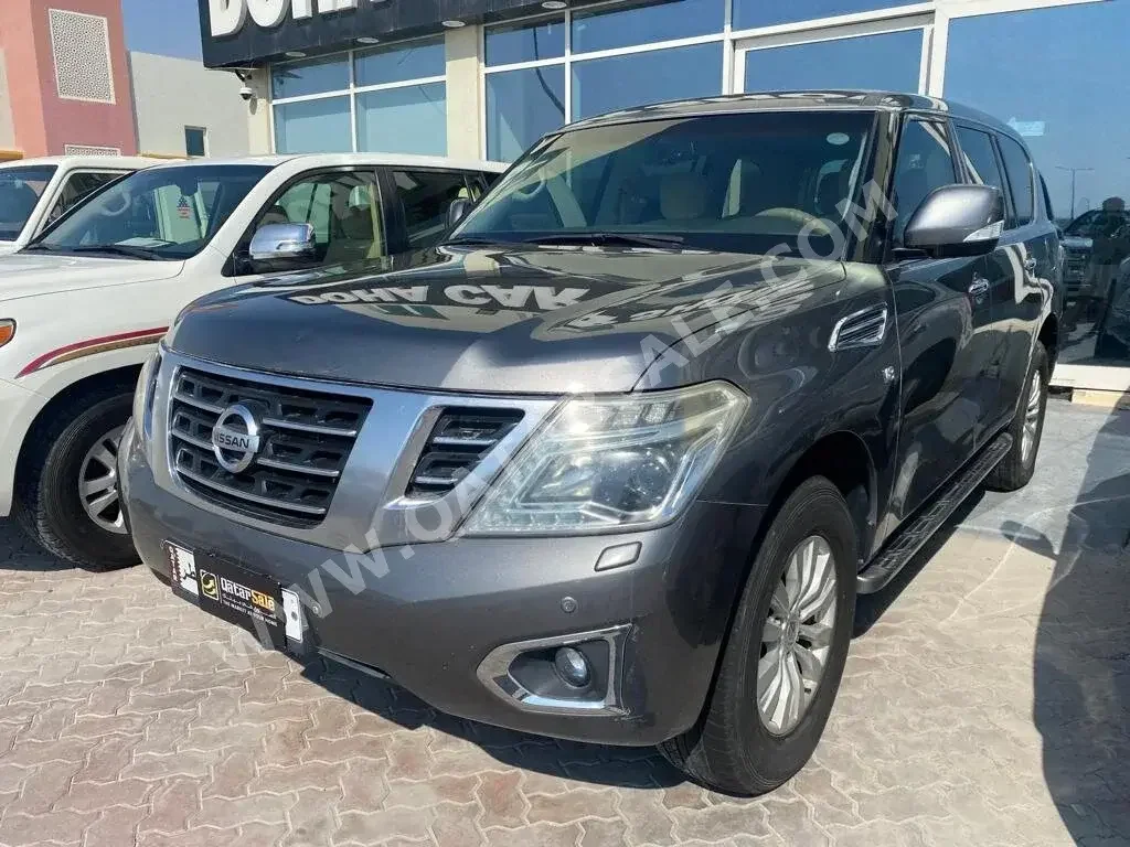 Nissan  Patrol  SE  2016  Automatic  259,000 Km  8 Cylinder  Four Wheel Drive (4WD)  SUV  Gray