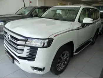 Toyota  Land Cruiser  GXR Twin Turbo  2024  Automatic  0 Km  6 Cylinder  Four Wheel Drive (4WD)  SUV  White  With Warranty