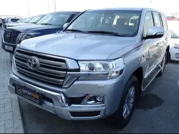 Toyota  Land Cruiser  GXR  2021  Automatic  0 Km  8 Cylinder  Four Wheel Drive (4WD)  SUV  Silver  With Warranty