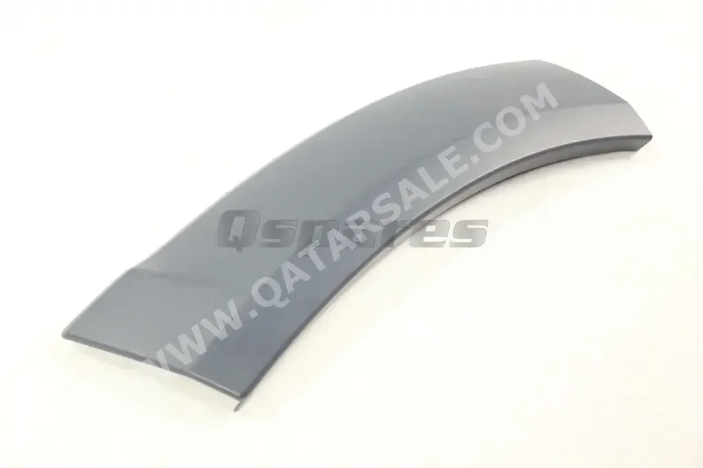 Car Parts - Audi  Q7  - Body Parts & Mirrors  -Part Number: 4L0853727D