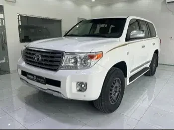 Toyota  Land Cruiser  VXR  2015  Automatic  237,000 Km  8 Cylinder  Four Wheel Drive (4WD)  SUV  White