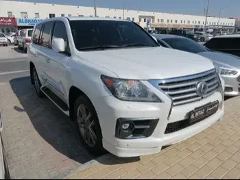 Lexus  LX  570  2012  Automatic  237,000 Km  8 Cylinder  Four Wheel Drive (4WD)  SUV  White