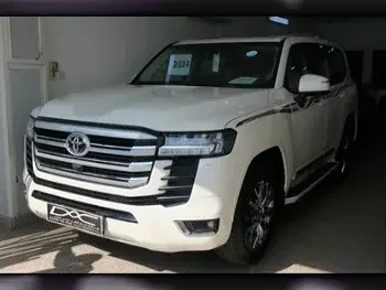 Toyota  Land Cruiser  GXR Twin Turbo  2024  Automatic  0 Km  6 Cylinder  Four Wheel Drive (4WD)  SUV  White  With Warranty