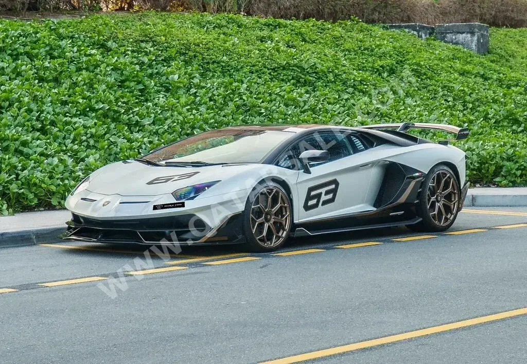 Lamborghini  Aventador  SVJ  2020  Automatic  1,000 Km  12 Cylinder  Rear Wheel Drive (RWD)  Coupe / Sport  White