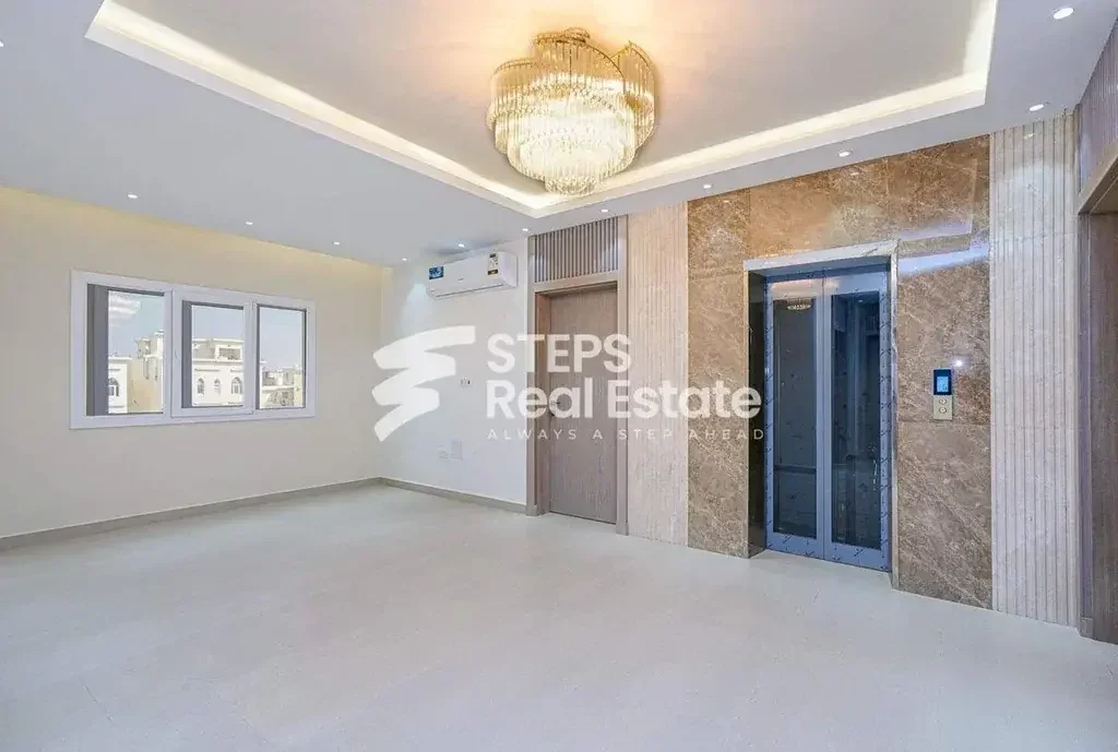 Farms & Resorts Commercial  - Not Furnished  - Umm Salal  - Al Kharaitiyat  - 7 Bedrooms