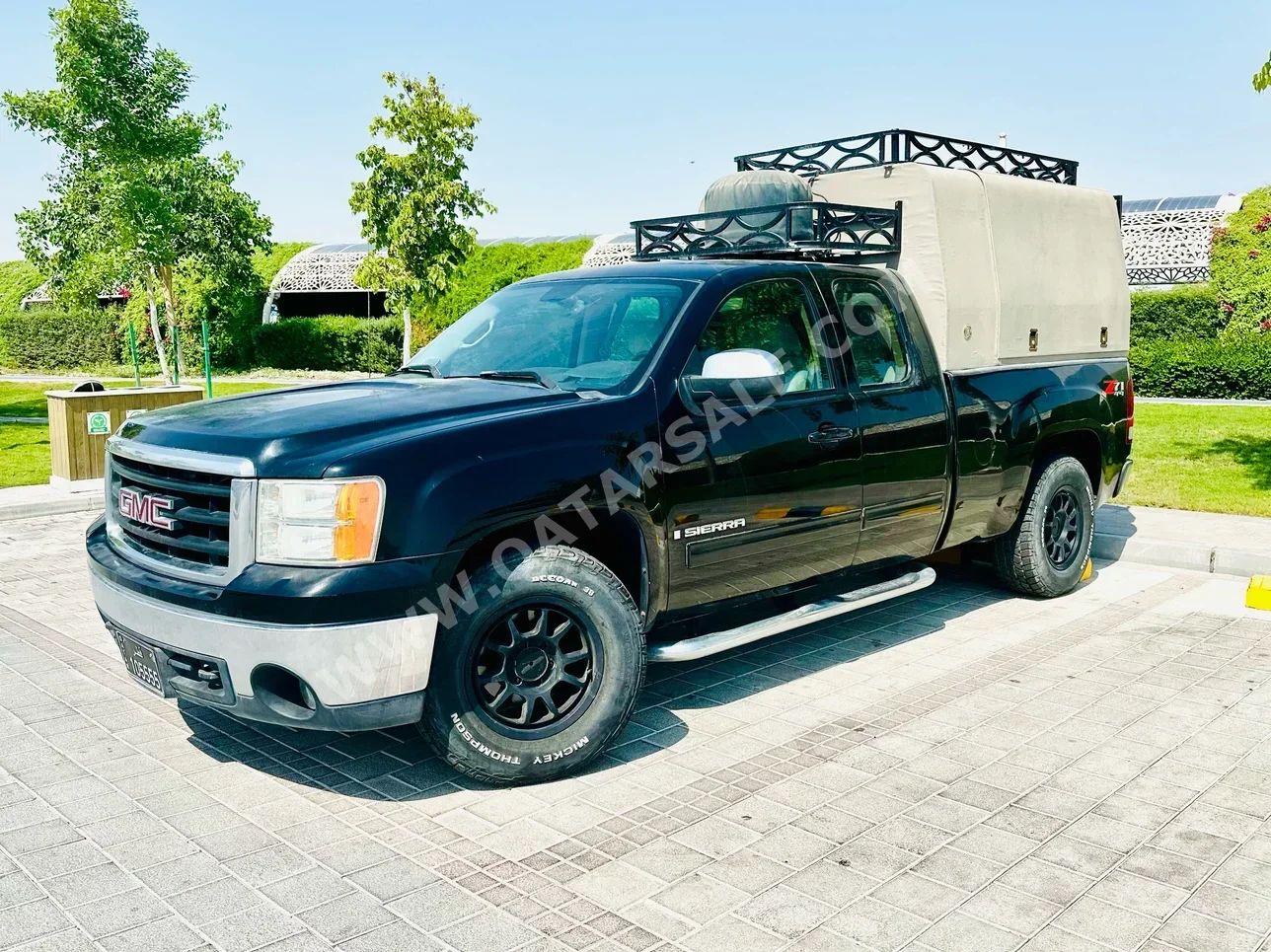 GMC  Sierra  1500  2008  Automatic  209,000 Km  8 Cylinder  Four Wheel Drive (4WD)  Pick Up  Black