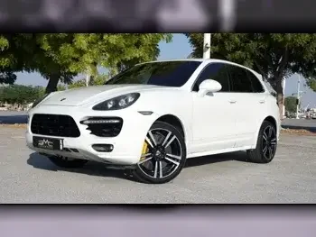 Porsche  Cayenne  Turbo S  2014  Automatic  88,000 Km  8 Cylinder  Four Wheel Drive (4WD)  SUV  White