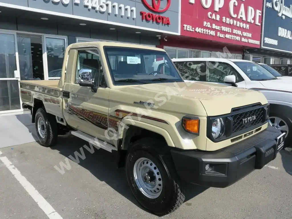 Toyota  Land Cruiser  LX  2024  Automatic  0 Km  6 Cylinder  Four Wheel Drive (4WD)  Pick Up  Beige  With Warranty