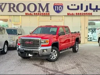 GMC  Sierra  2500 HD  2017  Automatic  128,000 Km  8 Cylinder  Four Wheel Drive (4WD)  Pick Up  Red