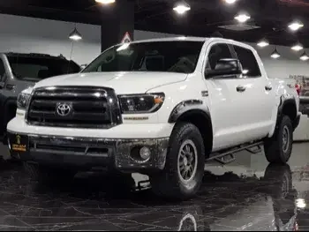 Toyota  Tundra  Rock Warrior  2012  Automatic  64,000 Km  8 Cylinder  Four Wheel Drive (4WD)  Pick Up  White