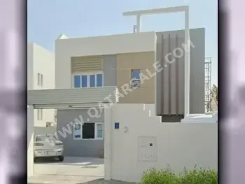 Family Residential  - Not Furnished  - Doha  - Nuaija  - 4 Bedrooms