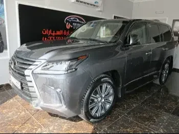 Lexus  LX  570  2016  Automatic  219,000 Km  8 Cylinder  Four Wheel Drive (4WD)  SUV  Gray