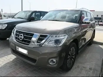 Nissan  Patrol  Platinum  2016  Automatic  179,000 Km  8 Cylinder  Four Wheel Drive (4WD)  SUV  Gray