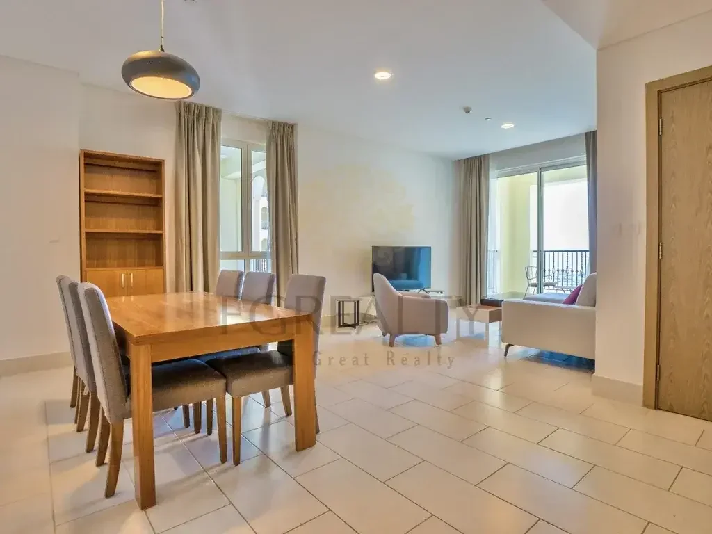 2 Bedrooms  Apartment  For Rent  in Doha -  The Pearl  Fully Furnished