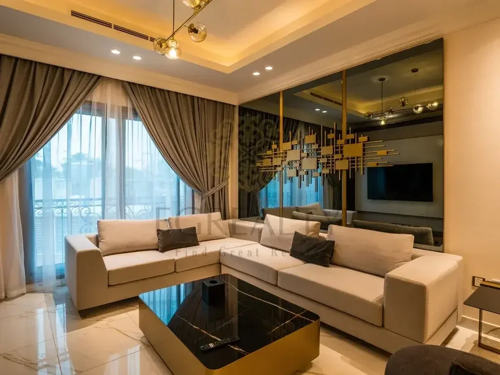 3 Bedrooms  Apartment  For Rent  in Doha -  The Pearl  Fully Furnished