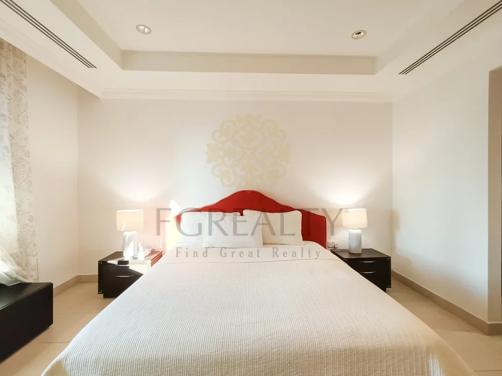 1 Bedrooms  Apartment  For Rent  in Doha -  The Pearl  Fully Furnished