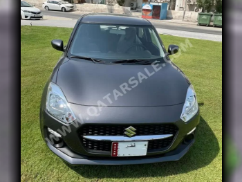 Suzuki  Swift  4 Cylinder  Hatchback  Grey  2022
