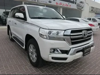 Toyota  Land Cruiser  GXR  2019  Automatic  151,000 Km  8 Cylinder  Four Wheel Drive (4WD)  SUV  White