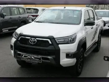 Toyota  Hilux  SR5 Adventure  2023  Automatic  0 Km  4 Cylinder  Four Wheel Drive (4WD)  Pick Up  White  With Warranty