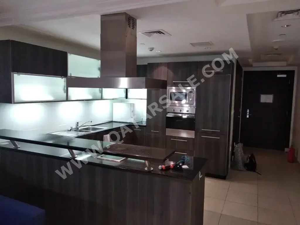 1 Bedrooms  Studio  For Sale  in Doha -  The Pearl  Fully Furnished