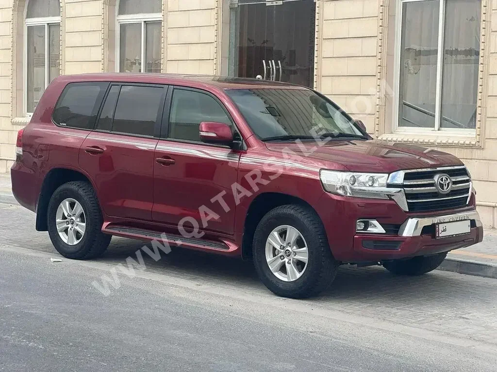 Toyota  Land Cruiser  GXR  2020  Automatic  77,000 Km  6 Cylinder  Four Wheel Drive (4WD)  SUV  Maroon  With Warranty