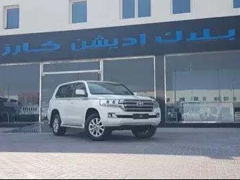 Toyota  Land Cruiser  GXR  2021  Automatic  31,000 Km  8 Cylinder  Four Wheel Drive (4WD)  SUV  White