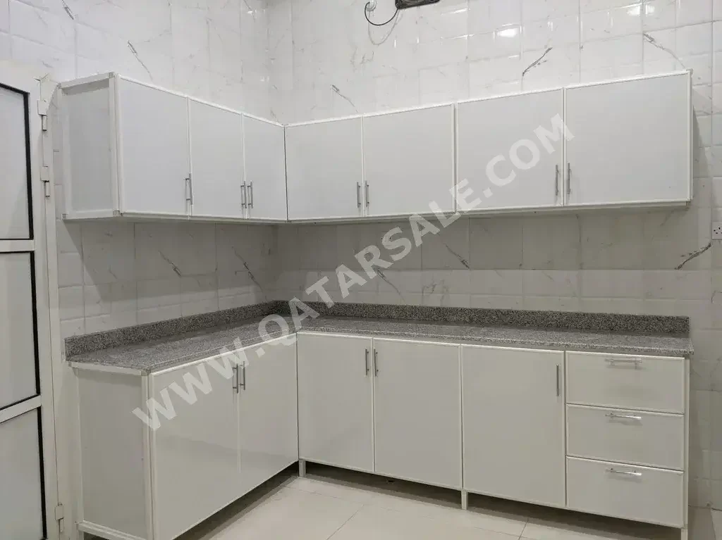Kitchen Cabinets & Drawers - Qatar