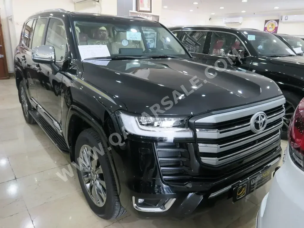  Toyota  Land Cruiser  VX Twin Turbo  2024  Automatic  0 Km  6 Cylinder  Four Wheel Drive (4WD)  SUV  Black  With Warranty