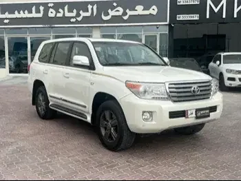 Toyota  Land Cruiser  VXR  2015  Automatic  309,000 Km  8 Cylinder  Four Wheel Drive (4WD)  SUV  White