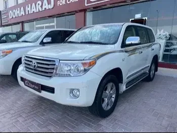 Toyota  Land Cruiser  VXR  2015  Automatic  356,000 Km  8 Cylinder  Four Wheel Drive (4WD)  SUV  White