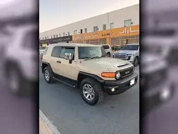 Toyota  FJ Cruiser  2023  Automatic  5,000 Km  6 Cylinder  Four Wheel Drive (4WD)  SUV  Beige  With Warranty