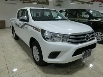 Toyota  Hilux  2024  Automatic  0 Km  4 Cylinder  Rear Wheel Drive (RWD)  Pick Up  White  With Warranty