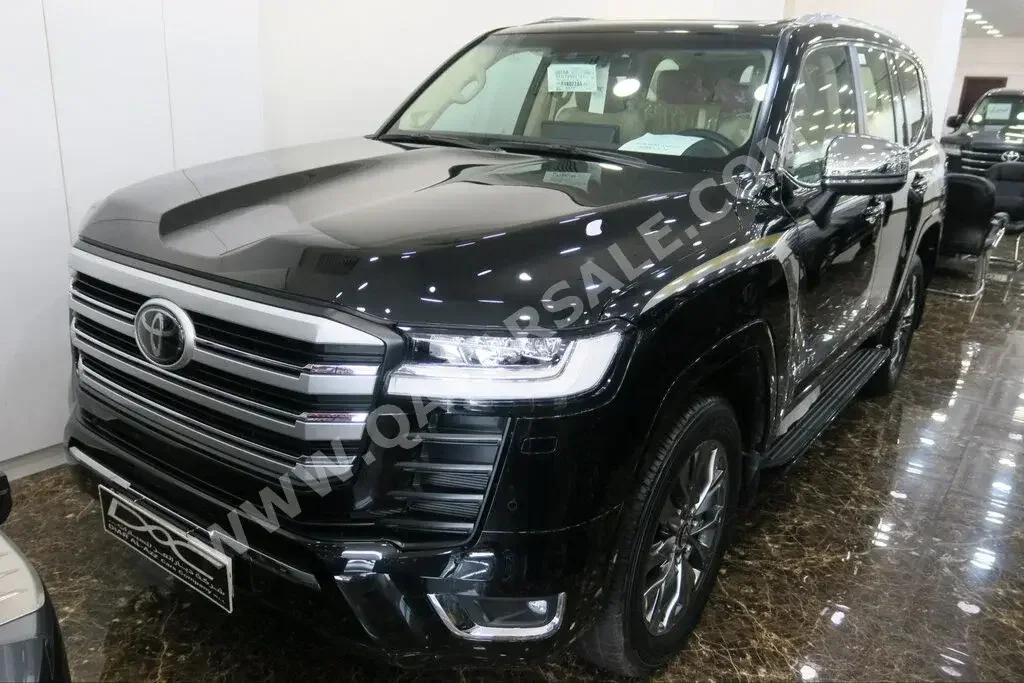 Toyota  Land Cruiser  VXR Twin Turbo  2023  Automatic  0 Km  6 Cylinder  Four Wheel Drive (4WD)  SUV  Black  With Warranty