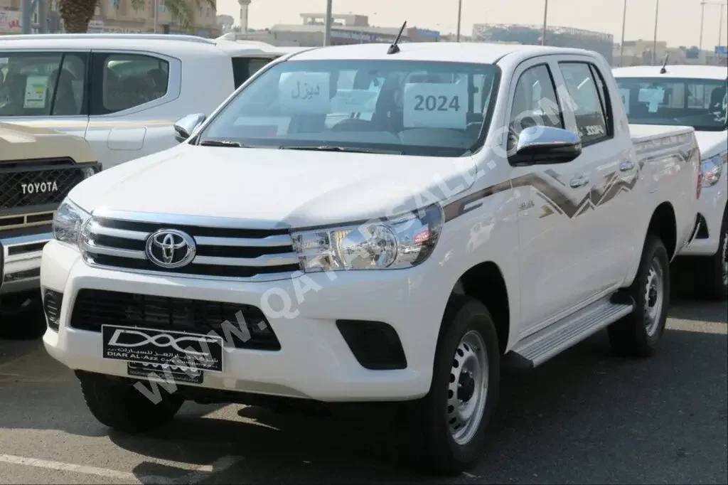 Toyota  Hilux  2024  Automatic  0 Km  4 Cylinder  Four Wheel Drive (4WD)  Pick Up  White  With Warranty