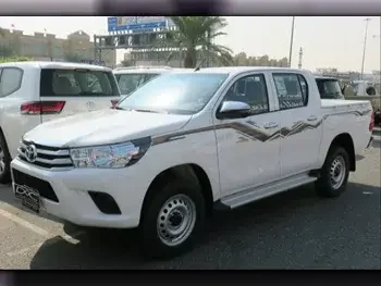 Toyota  Hilux  2024  Automatic  0 Km  4 Cylinder  Four Wheel Drive (4WD)  Pick Up  White  With Warranty